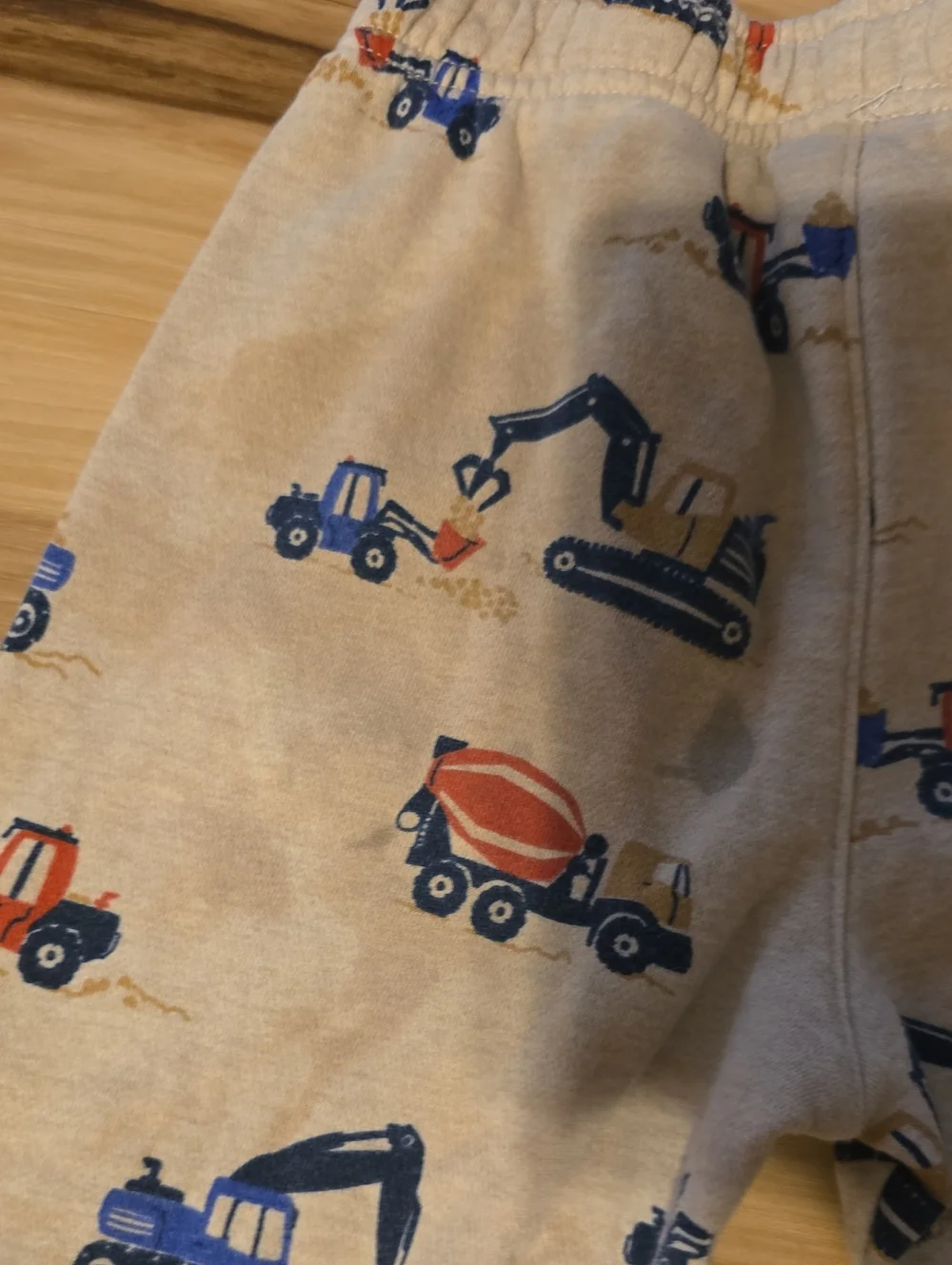 5T Red Kids Sweatshirt and Construction Print Joggers